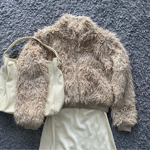 Vintage Jackets & Blazers - Voluminous fur jacket in faux fur Toi Du Monde